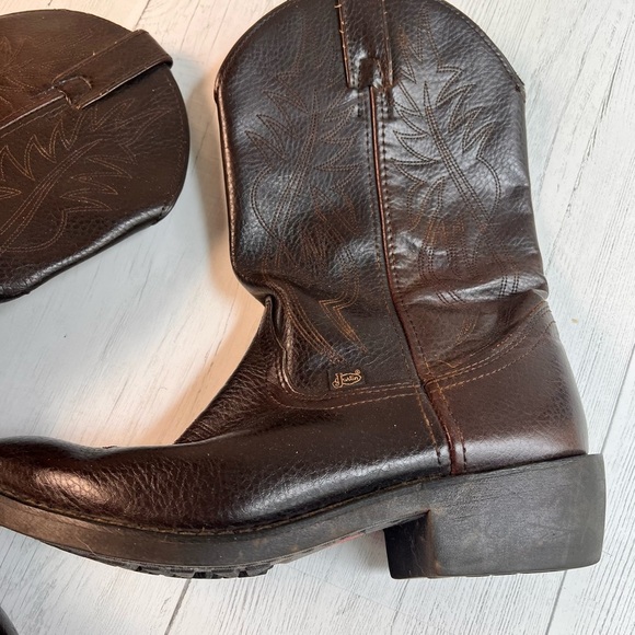 Justin Western Cowboy Boots Men's Size 10D–Dark Brown Grain Leather, Pointed Toe - Picture 4 of 16
